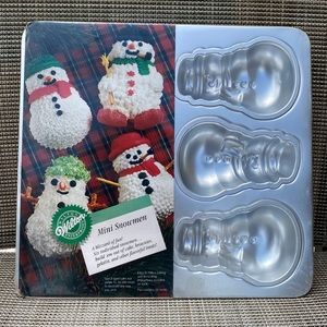 Vintage Wilton Mini Snowman Cake Pan